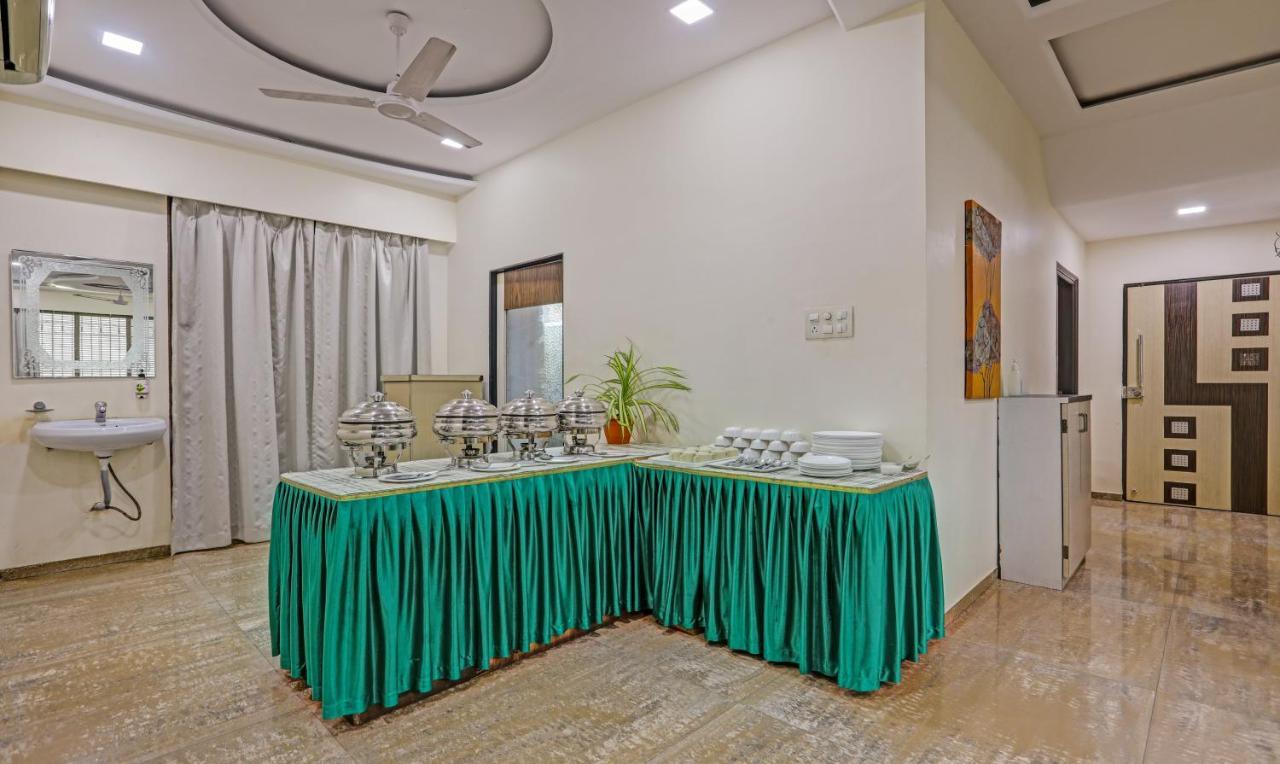 Treebo Welcome Apartments Мумбаи Экстерьер фото